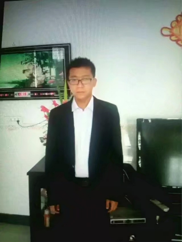 依然疼痛的第一张照片--福州相亲网