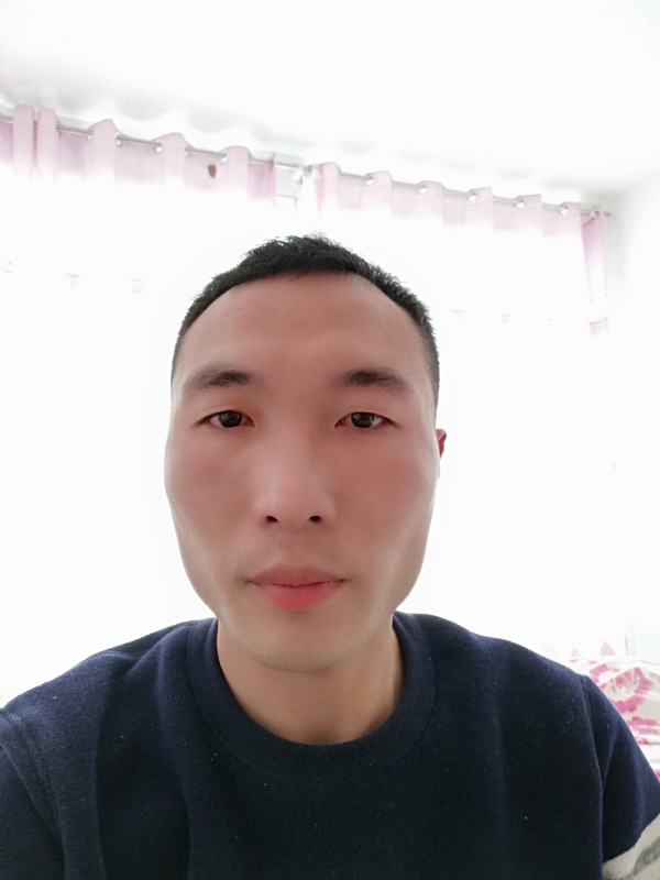 无悔的第一张照片--福州相亲网