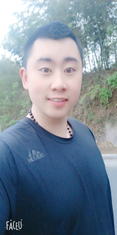 帅小伙的第一张照片--福州相亲网