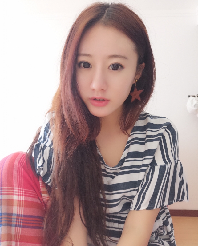没有故事的女同学的第二张照片--福州相亲网