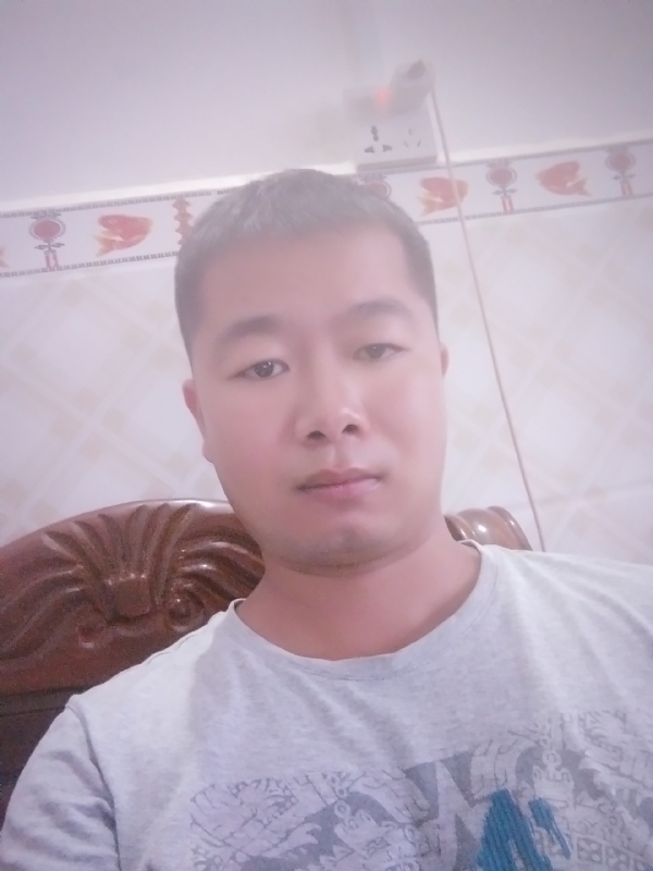 心雨的第一张照片--福州相亲网