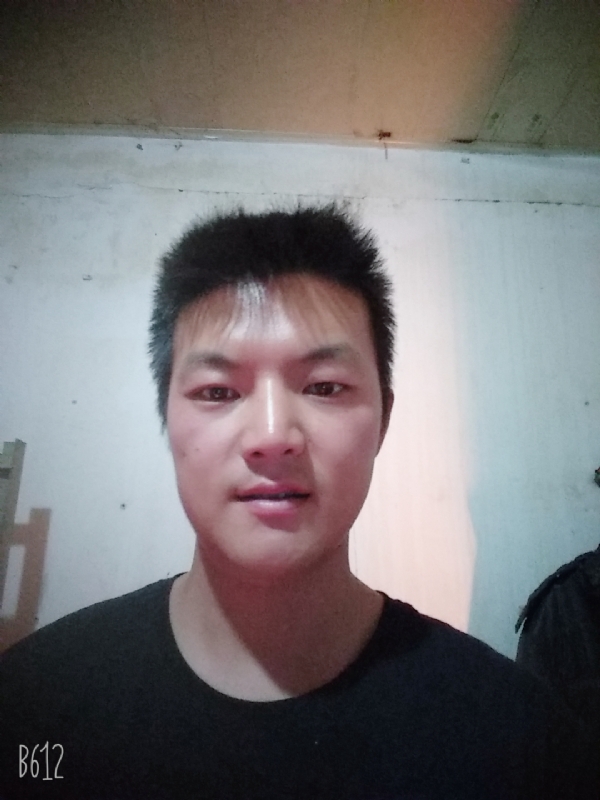 风轻云淡的第一张照片--福州相亲网