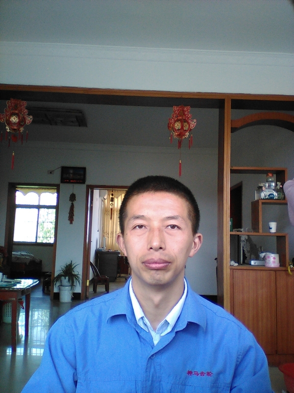 红玫瑰的第一张照片--福州相亲网