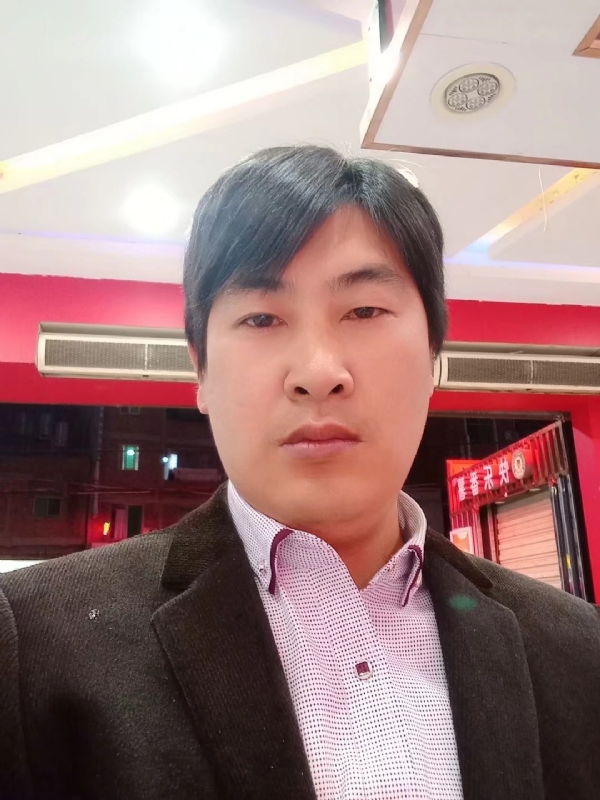 奔跑的第二张照片--福州相亲网