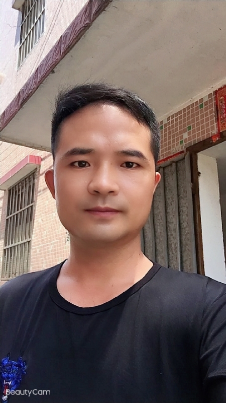 言飞的第二张照片--福州相亲网
