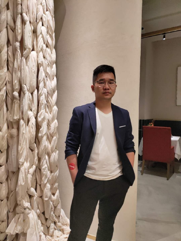 在路上的第二张照片--福州相亲网