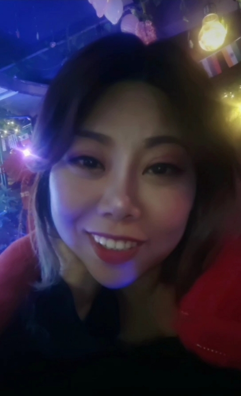 收快递的费仙女的第一张照片--福州相亲网