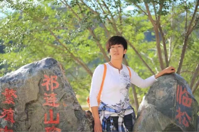 弱水河边青春草的第一张照片--福州相亲网