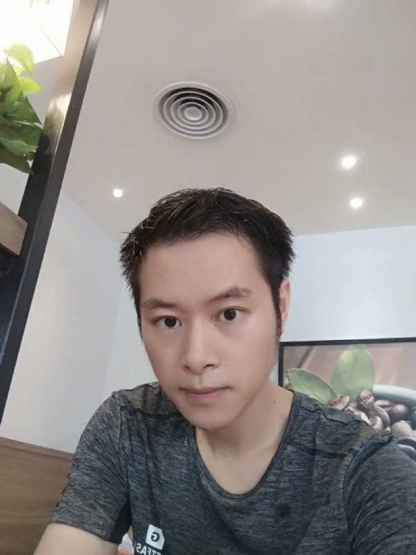 期待缘分的第一张照片--福州相亲网