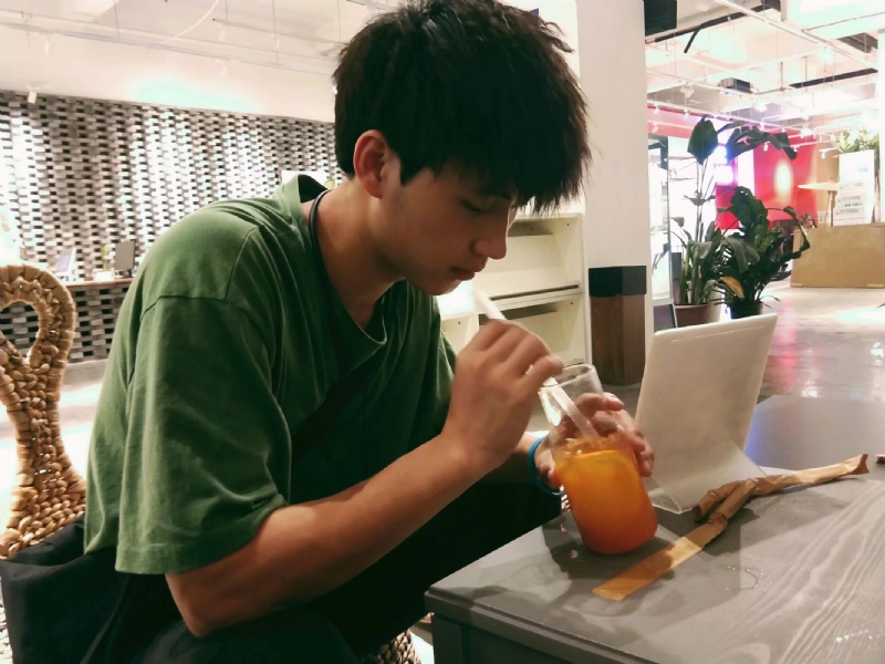 一花一世界的第一张照片--福州相亲网