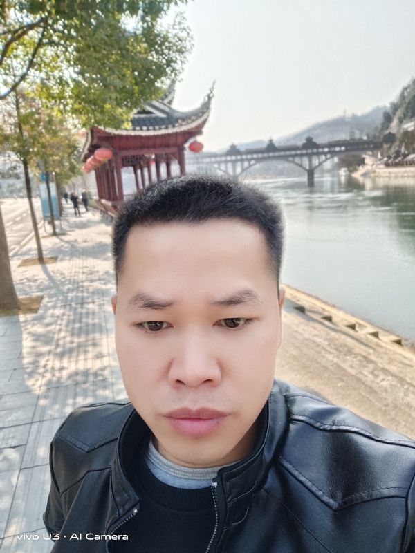 啊锦的第一张照片--福州相亲网