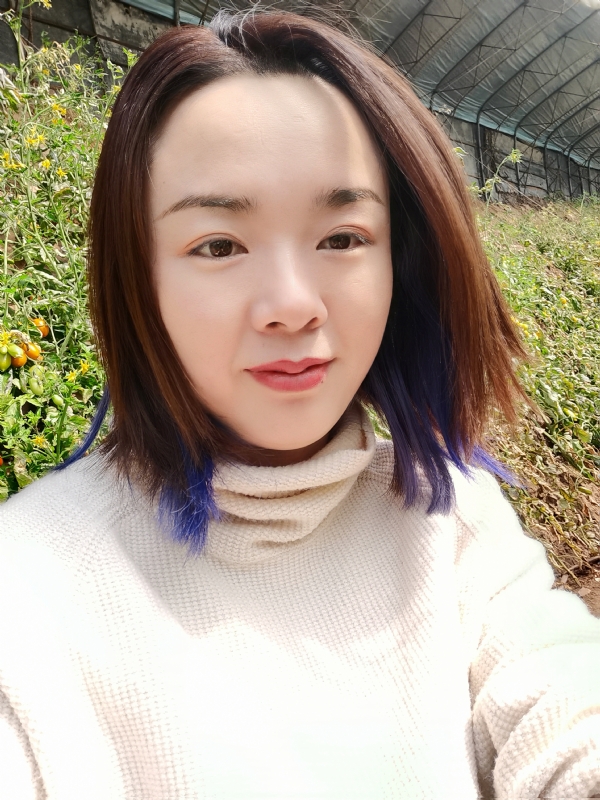 欣欣向荣的第一张照片--福州相亲网