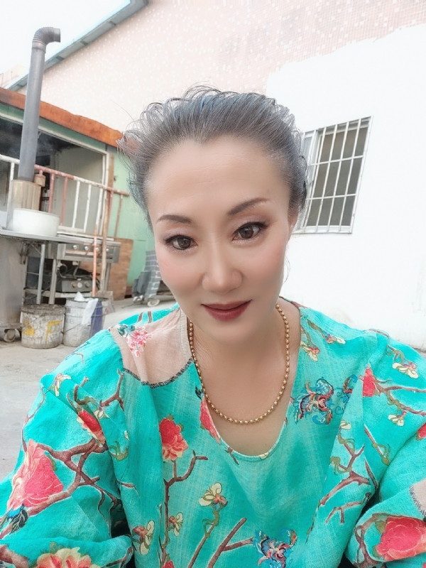 燕子的第三张照片--福州相亲网