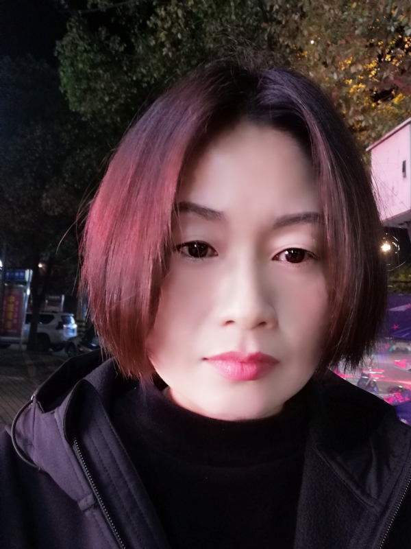 风中百合的第一张照片--福州相亲网