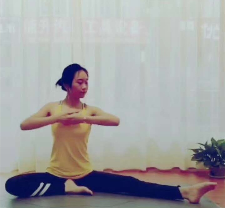静静子的第一张照片--福州相亲网