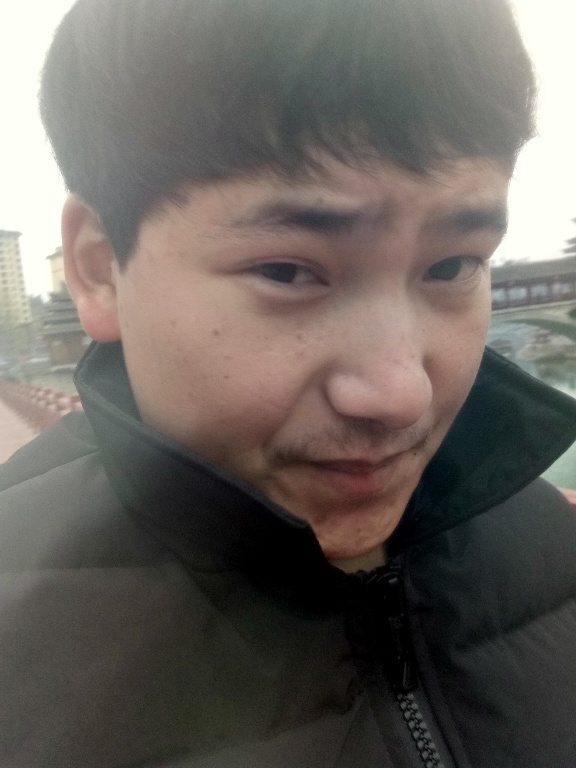 侗族青年作家超超的第二张照片--福州相亲网