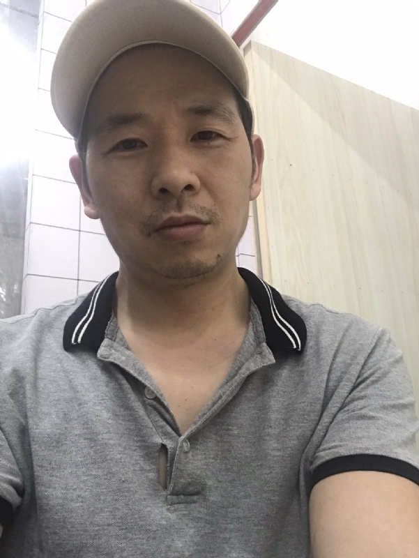 老何的第一张照片--福州相亲网