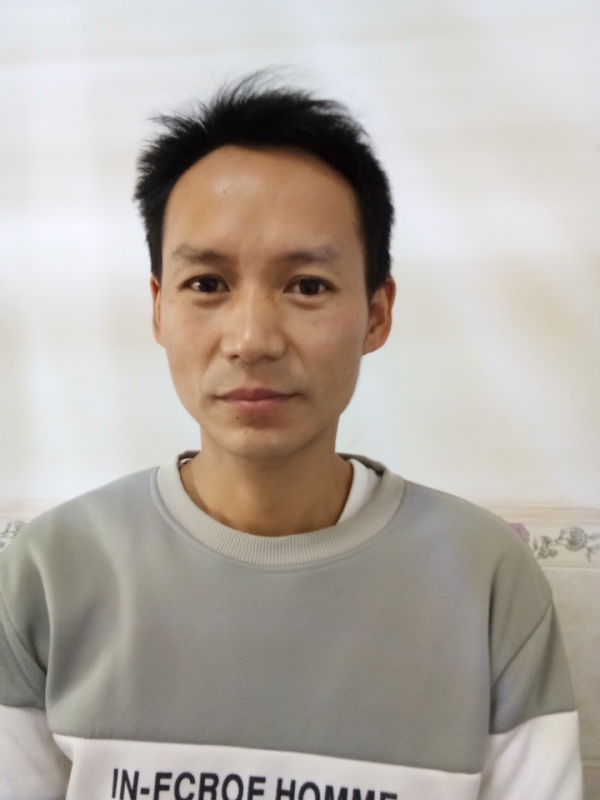 单亲爸爸的第一张照片--福州相亲网