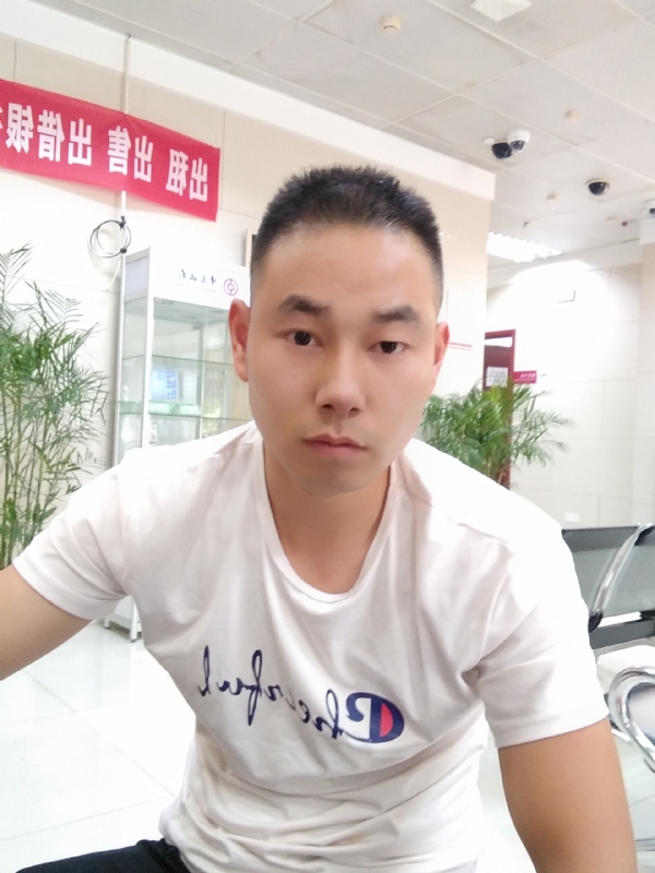 小少的第一张照片--福州相亲网