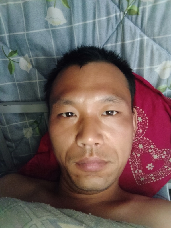 弘扬的第一张照片--福州相亲网