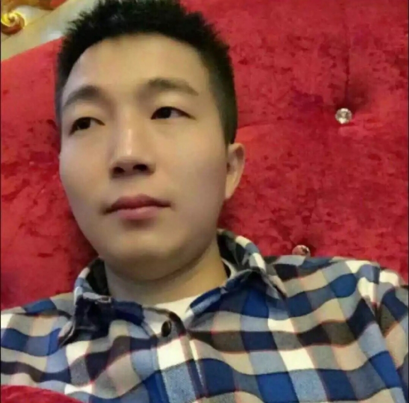崩塌的信仰的第一张照片--福州相亲网