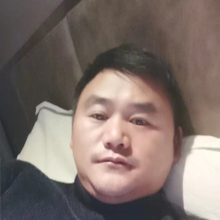奔跑的第二张照片--福州相亲网