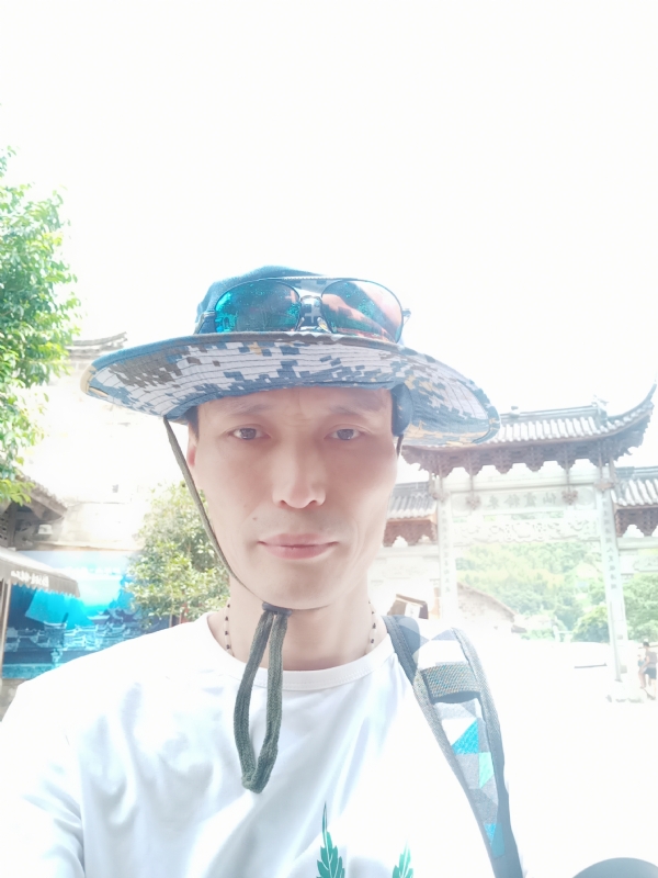 童群海的第一张照片--福州相亲网