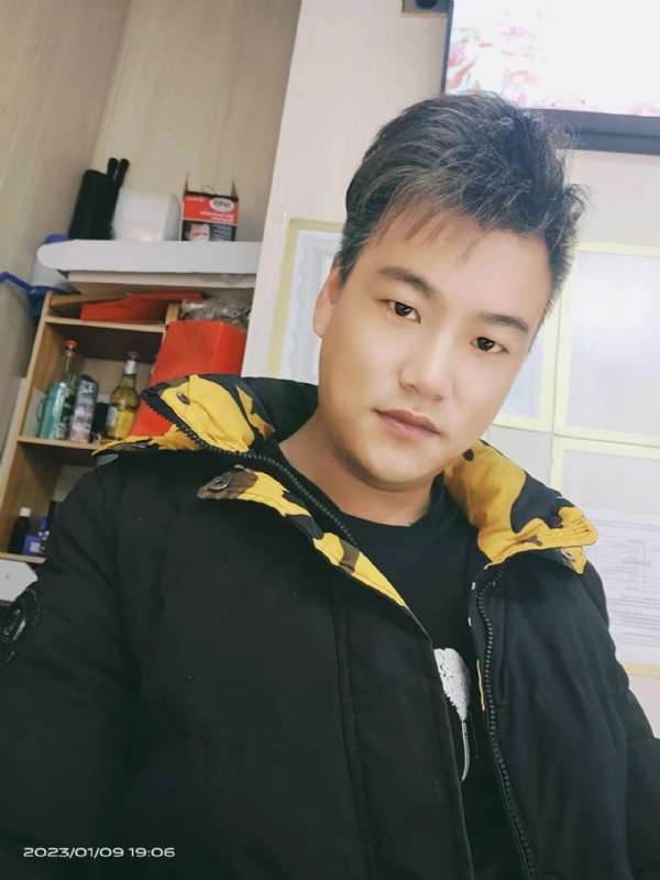 孤酒枕愁眼眠的第二张照片--福州相亲网
