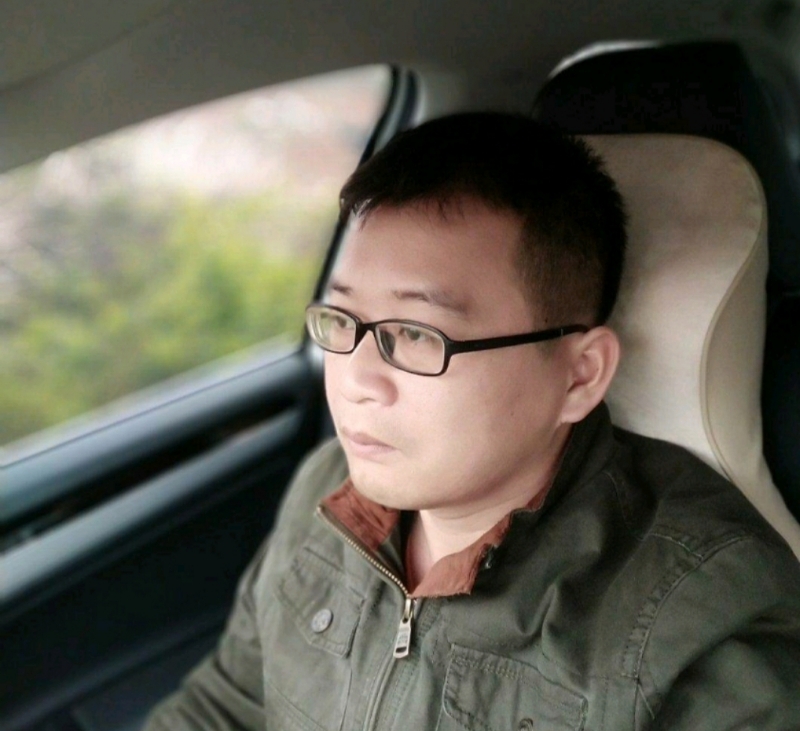 海风吹动你的心的第二张照片--福州相亲网