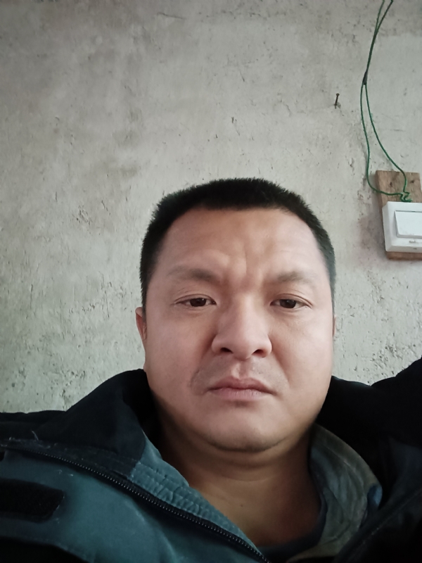 兰成龙的第二张照片--福州相亲网
