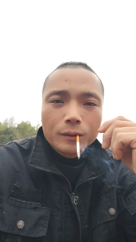 伯爵的第一张照片--福州相亲网