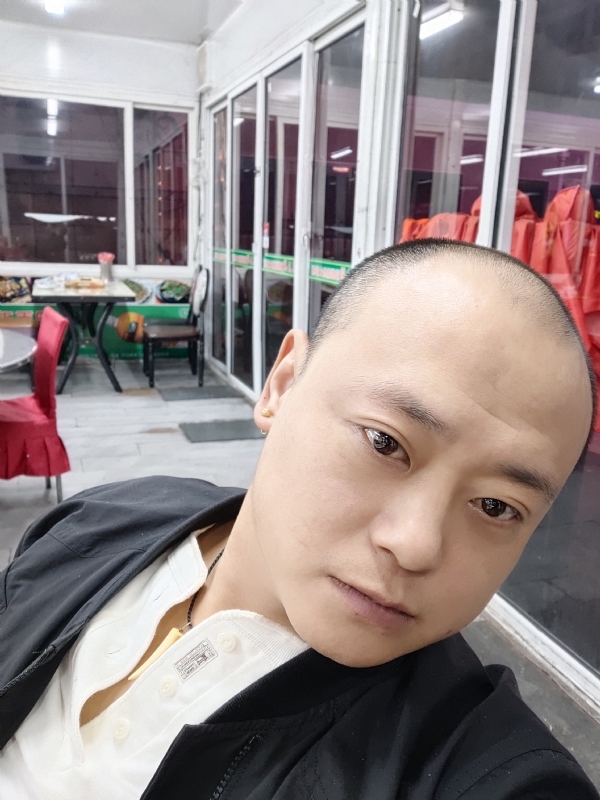 大连相亲的第一张照片--福州相亲网
