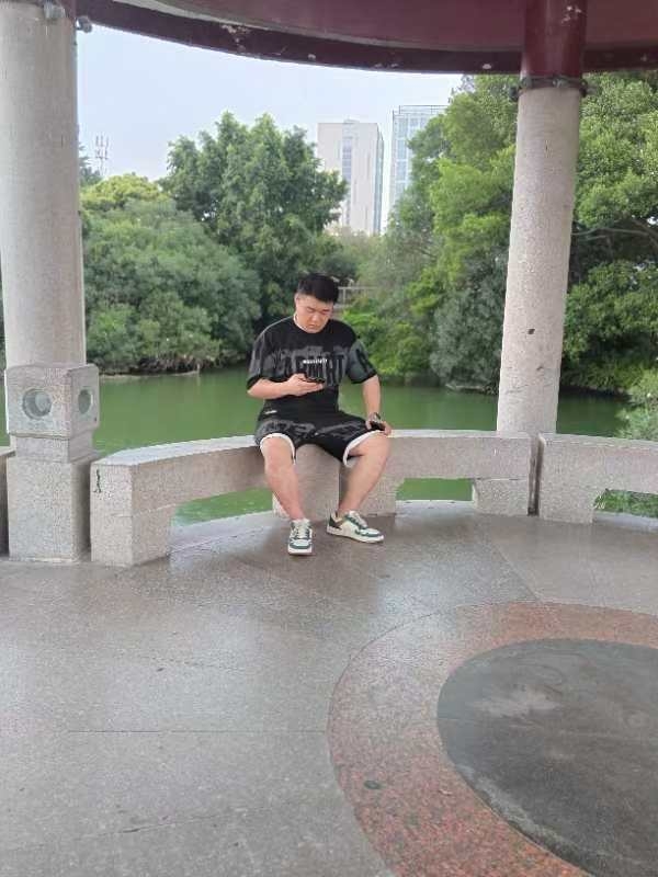 不善挽留的第二张照片--福州相亲网