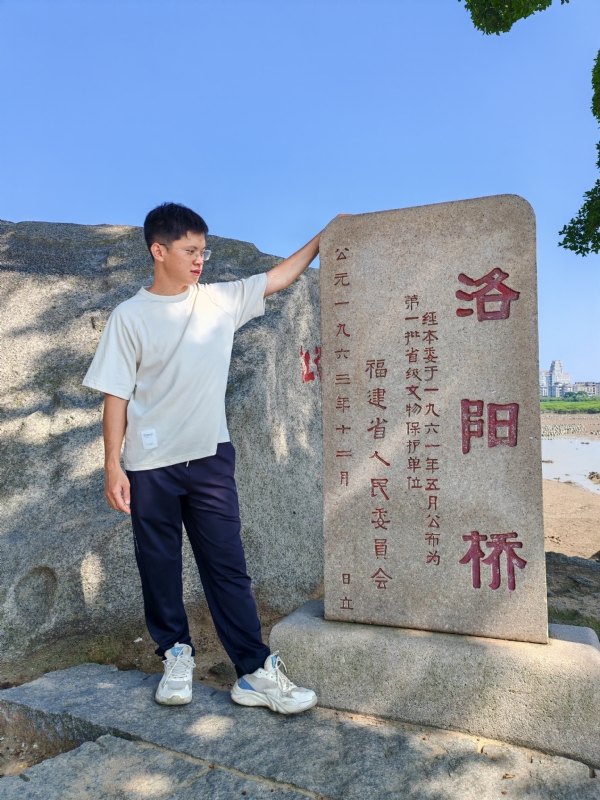 风尘的第一张照片--福州相亲网