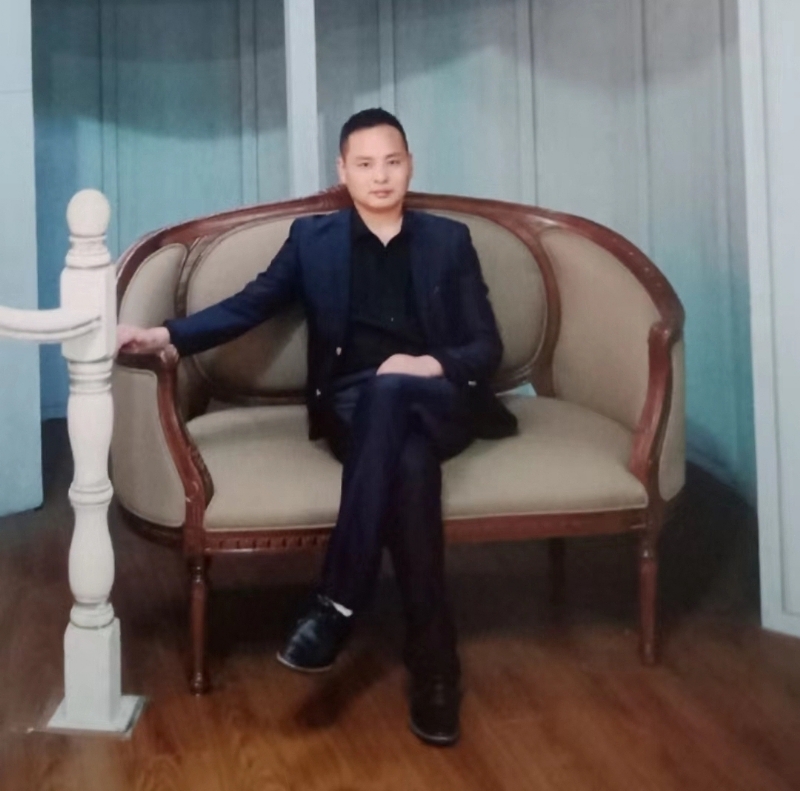 龙行天下的第二张照片--福州相亲网