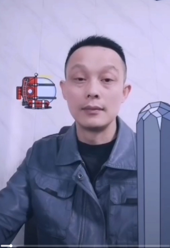 易进的第三张照片--福州相亲网