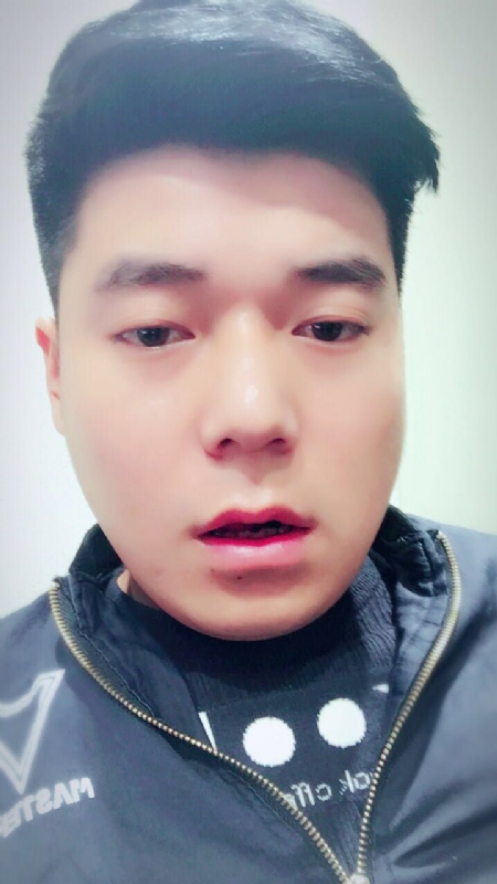 风向决定发型的第一张照片--福州相亲网