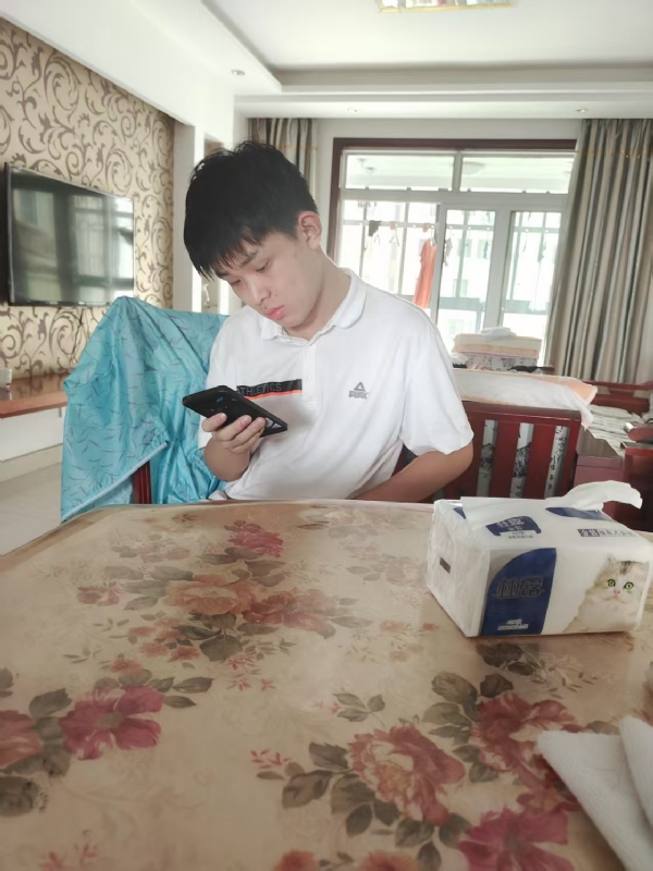 铁在烧的第一张照片--福州相亲网
