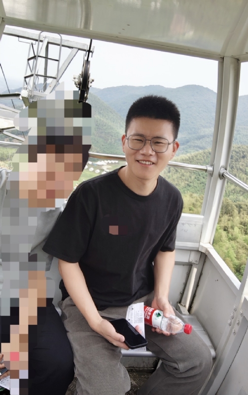 奔奔笨笨的第三张照片--福州相亲网